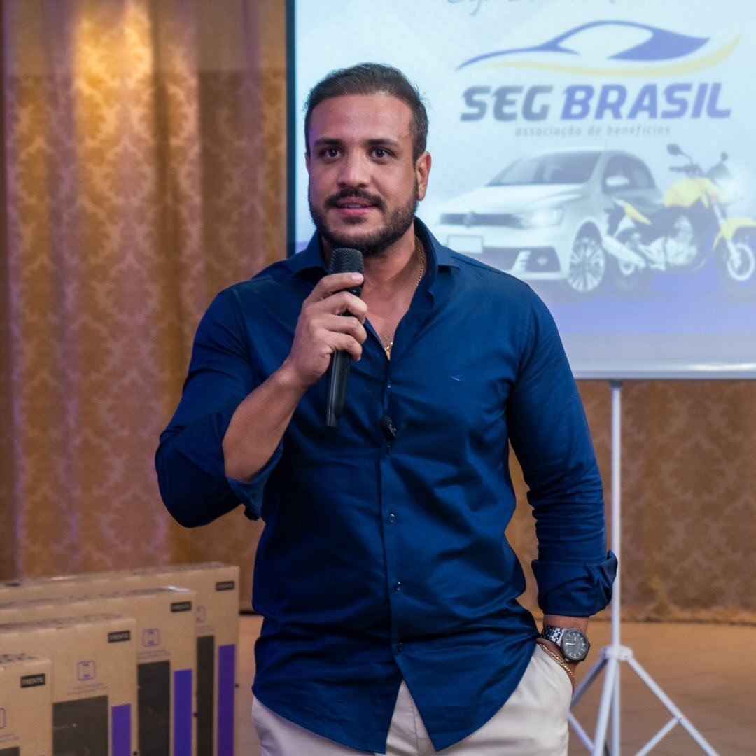 Junior, sócio da lynq auto